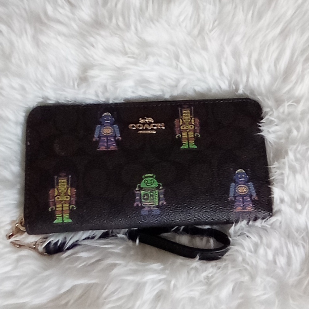 #36. Coach wallet